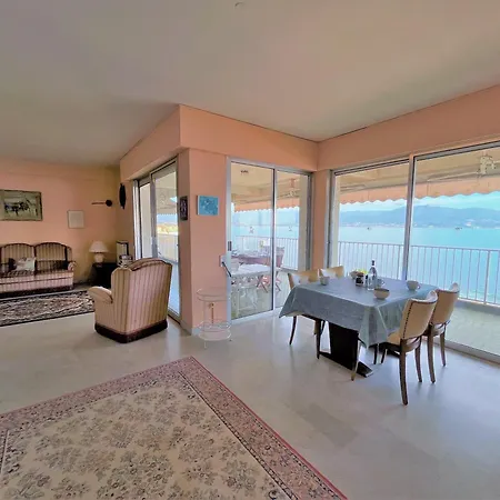 Apartment Vue Carmino