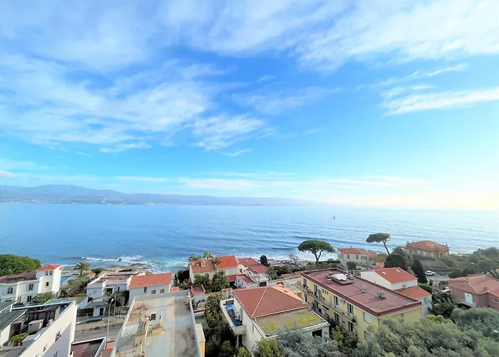 Vue Carmino Ajaccio (Corsica)