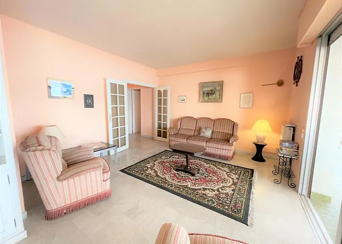 Vue Carmino Apartment *